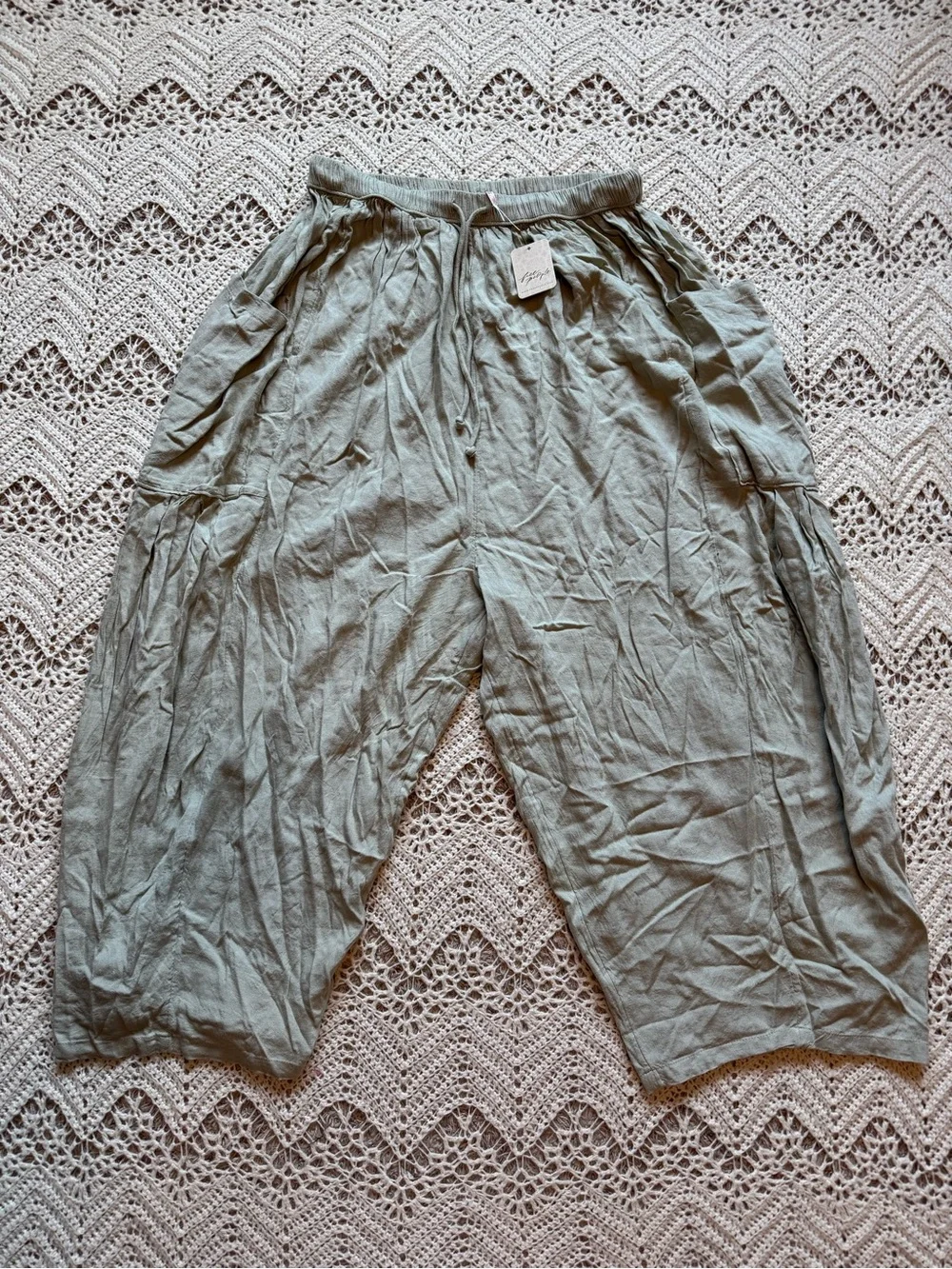 NWT Free People Sage Green Linen-Blend Wide Leg Pants Boho Size Large Flowy